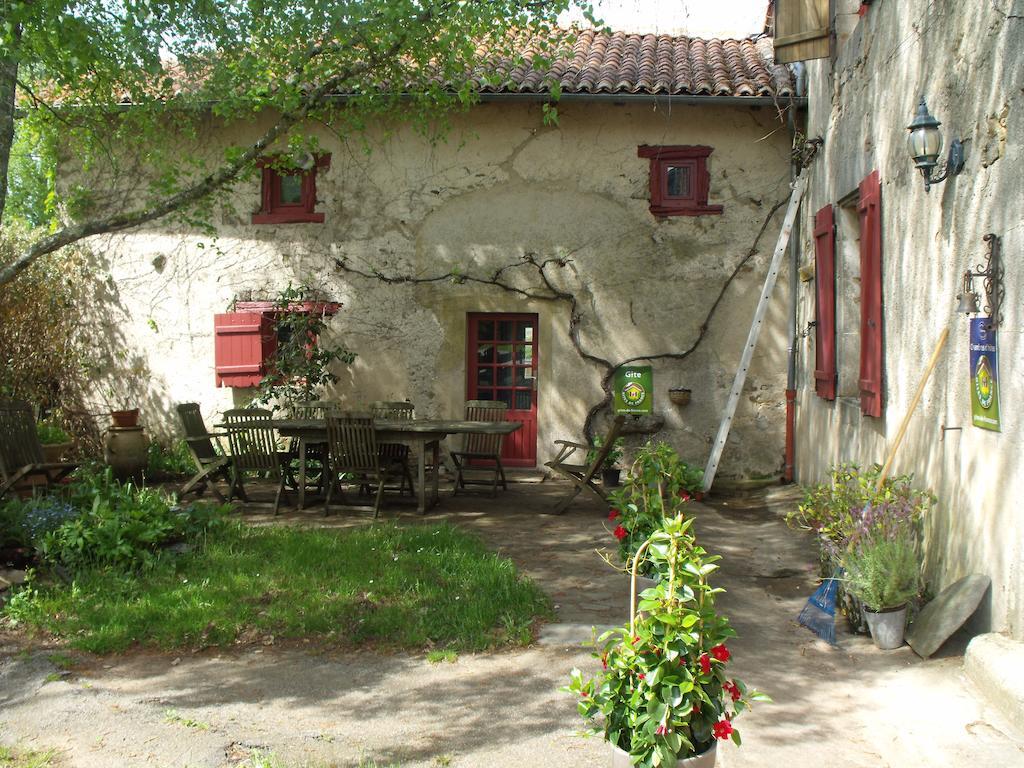 La Flambee Hotel Blond Exterior photo